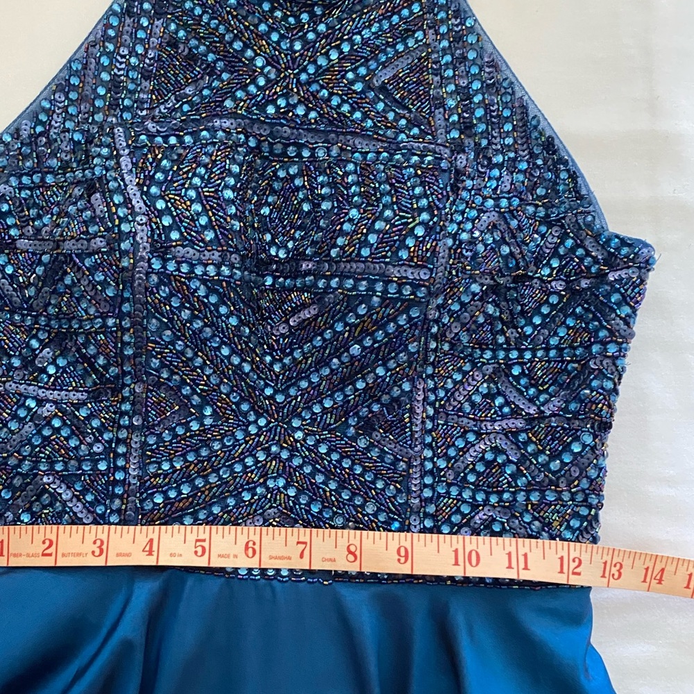 NWT Sherri Hill Elegant Blue Evening Gown Size 4 (Style # 98316) - Picture 10 of 11